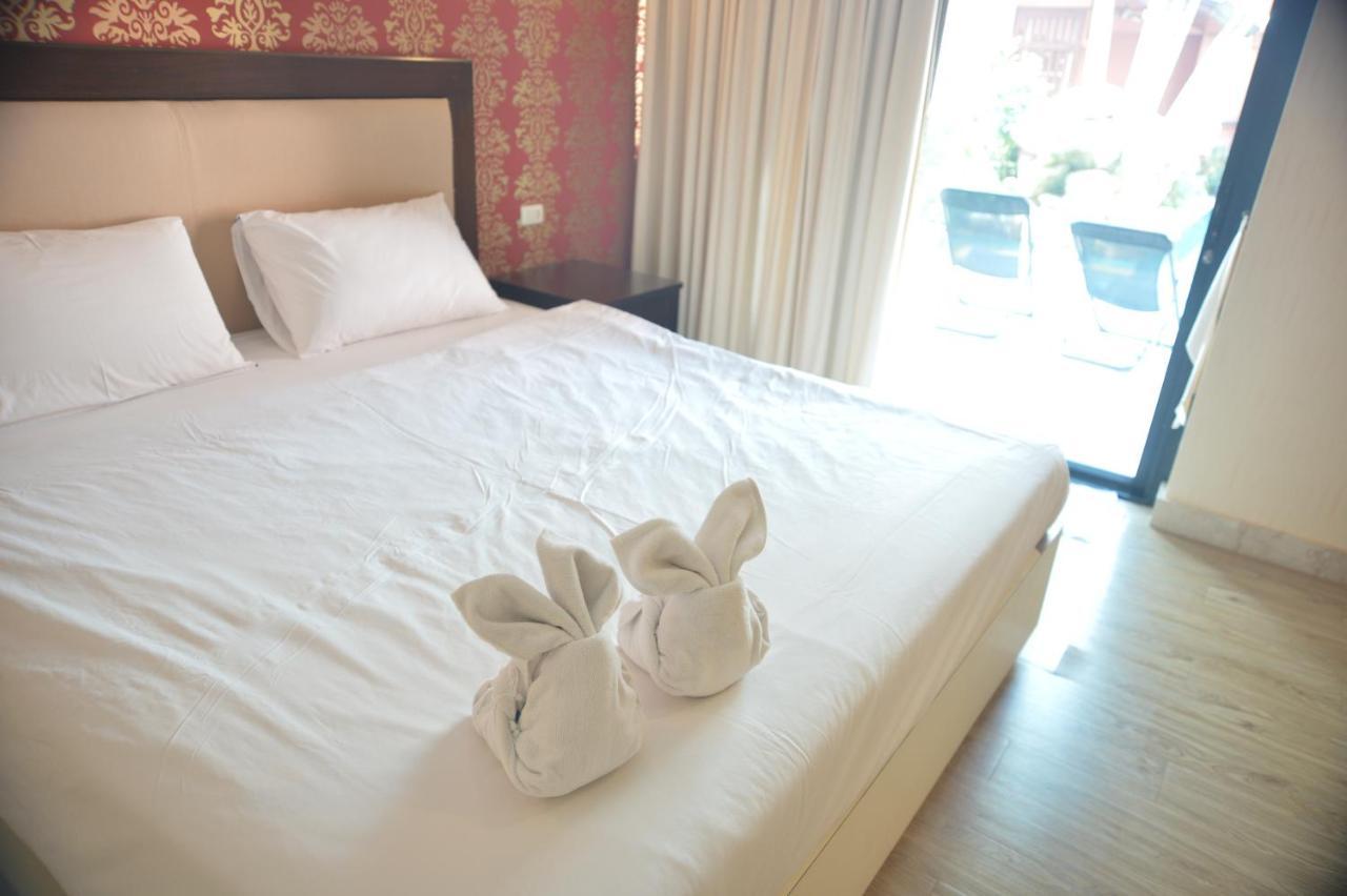 พระตำหนักวิลล่า 10 ห้องนอน พร้อมสระว่ายน้ำส่วนตัว Pattaya Extérieur photo