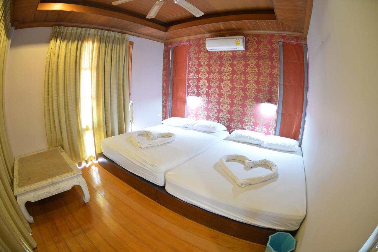 พระตำหนักวิลล่า 10 ห้องนอน พร้อมสระว่ายน้ำส่วนตัว Pattaya Extérieur photo