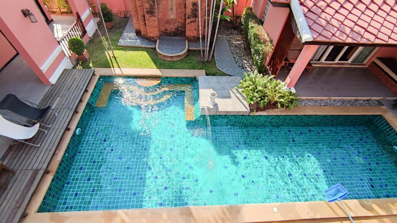 พระตำหนักวิลล่า 10 ห้องนอน พร้อมสระว่ายน้ำส่วนตัว Pattaya Extérieur photo
